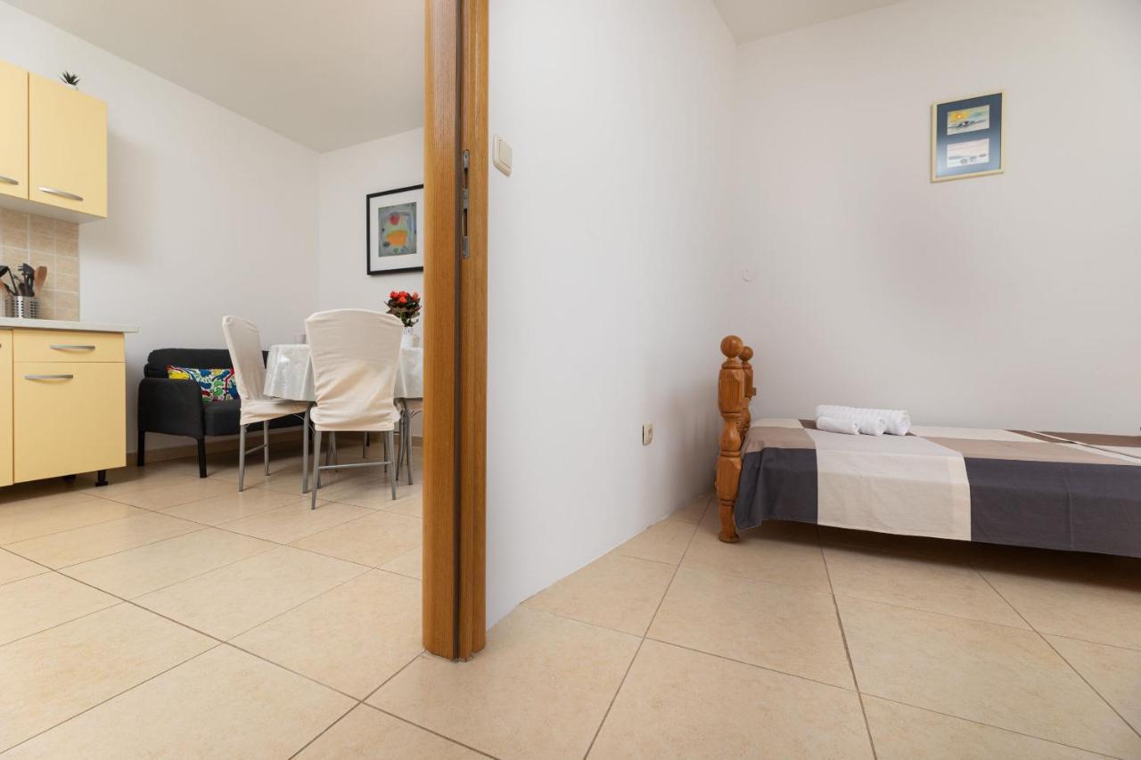 Apartment Mia Čižići Extérieur photo